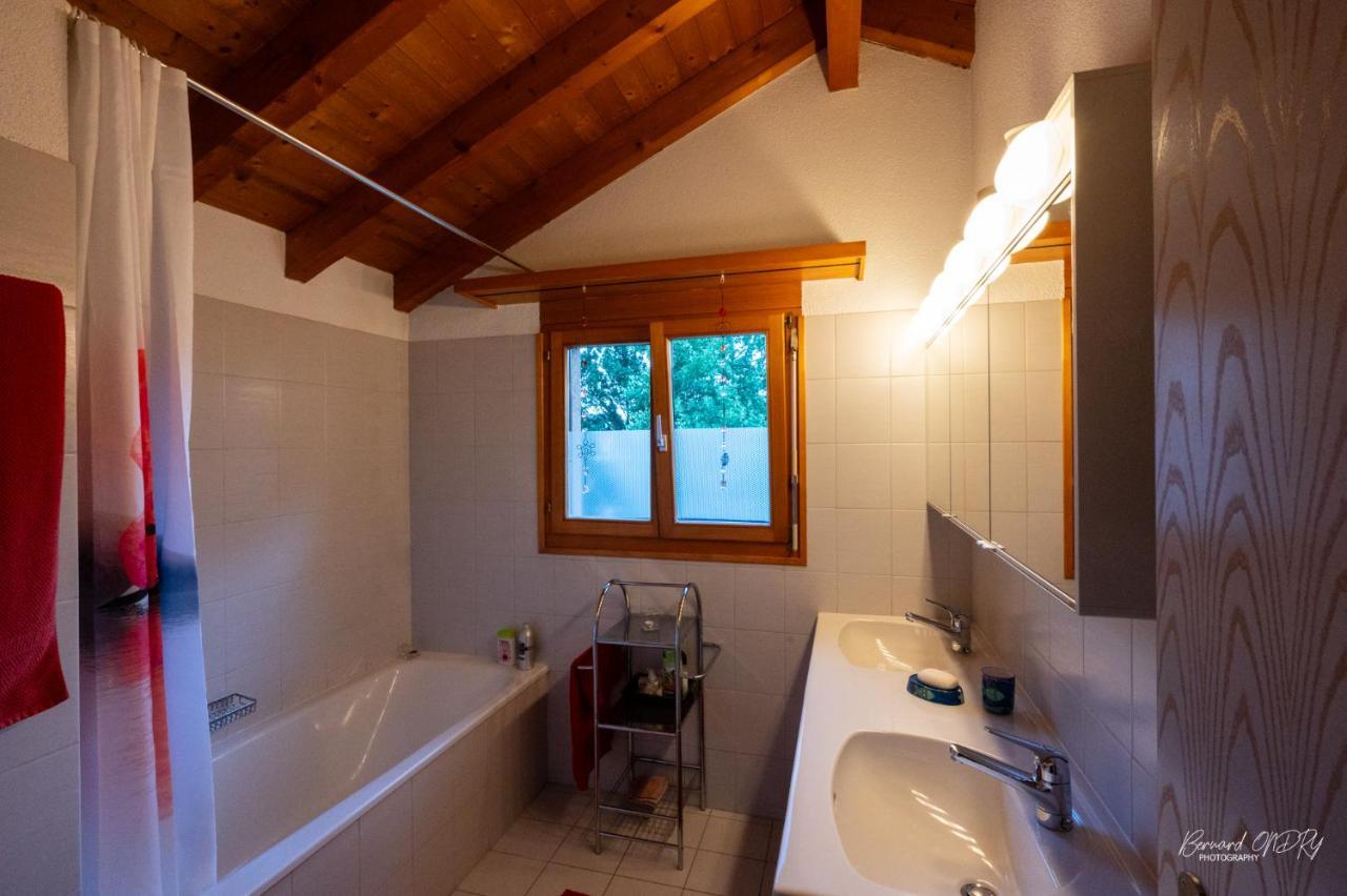 Zimmer Mit Eigenem Badezimmer Näfels Exteriör bild